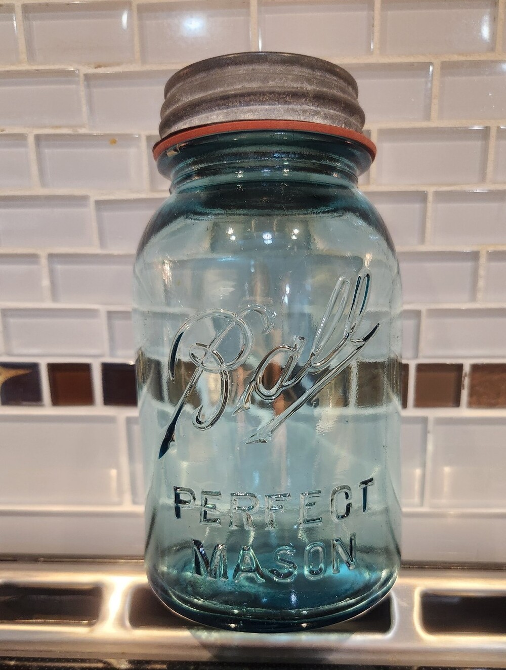 Ball Perfect Mason Blue Glass Canning Jar with Zinc Lid & Rubber Seal. 1913-1923